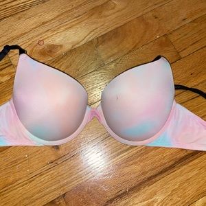 PINK Victoria Secret Bra ! With slight push up ! 34C